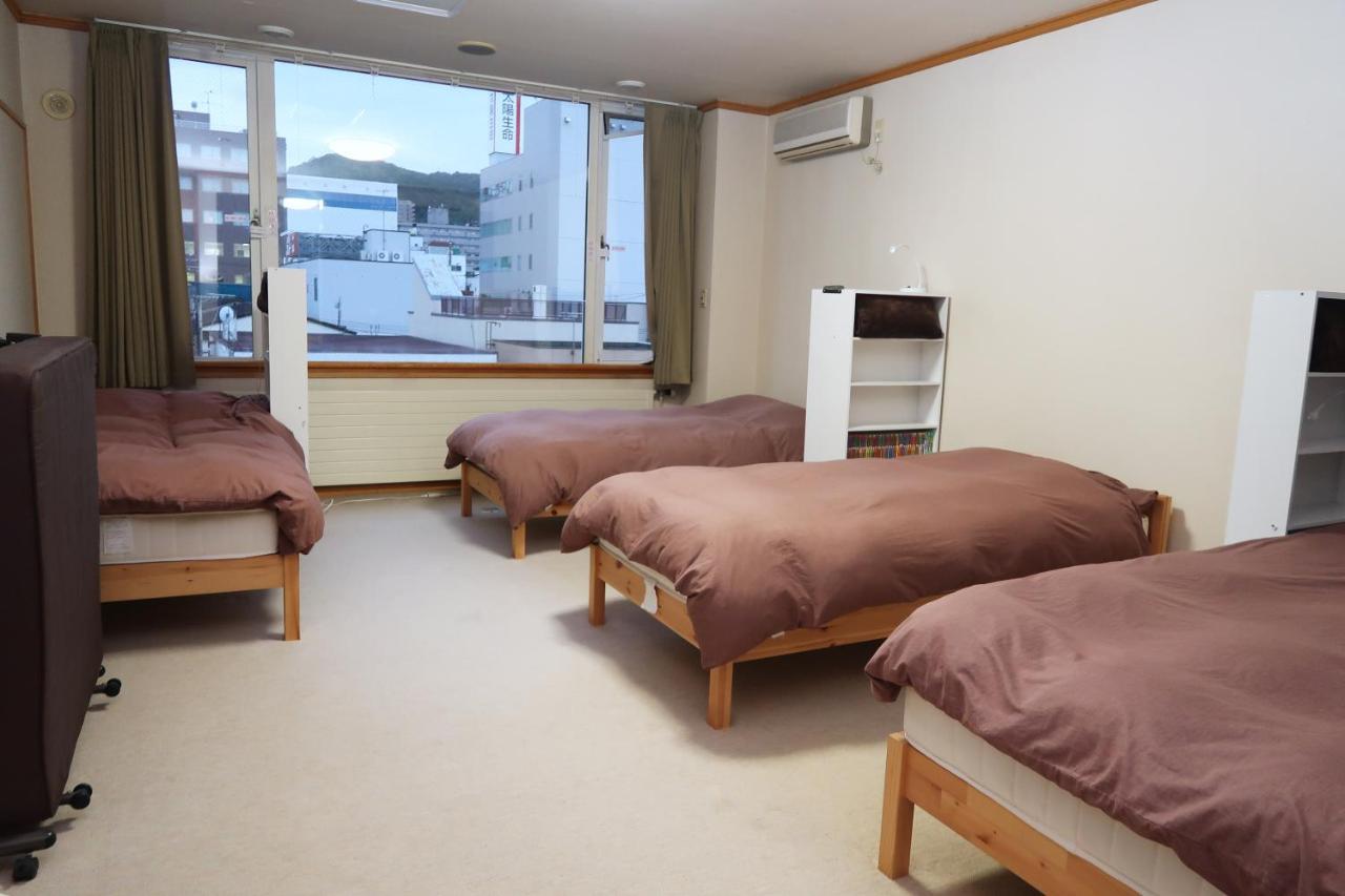 Otaru Ekimae Guest House Ito Экстерьер фото
